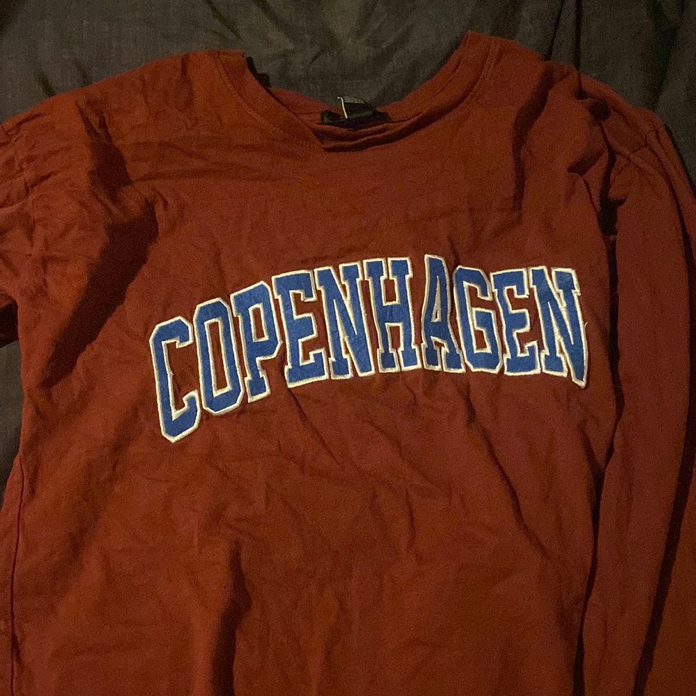 long sleeve graphic tee